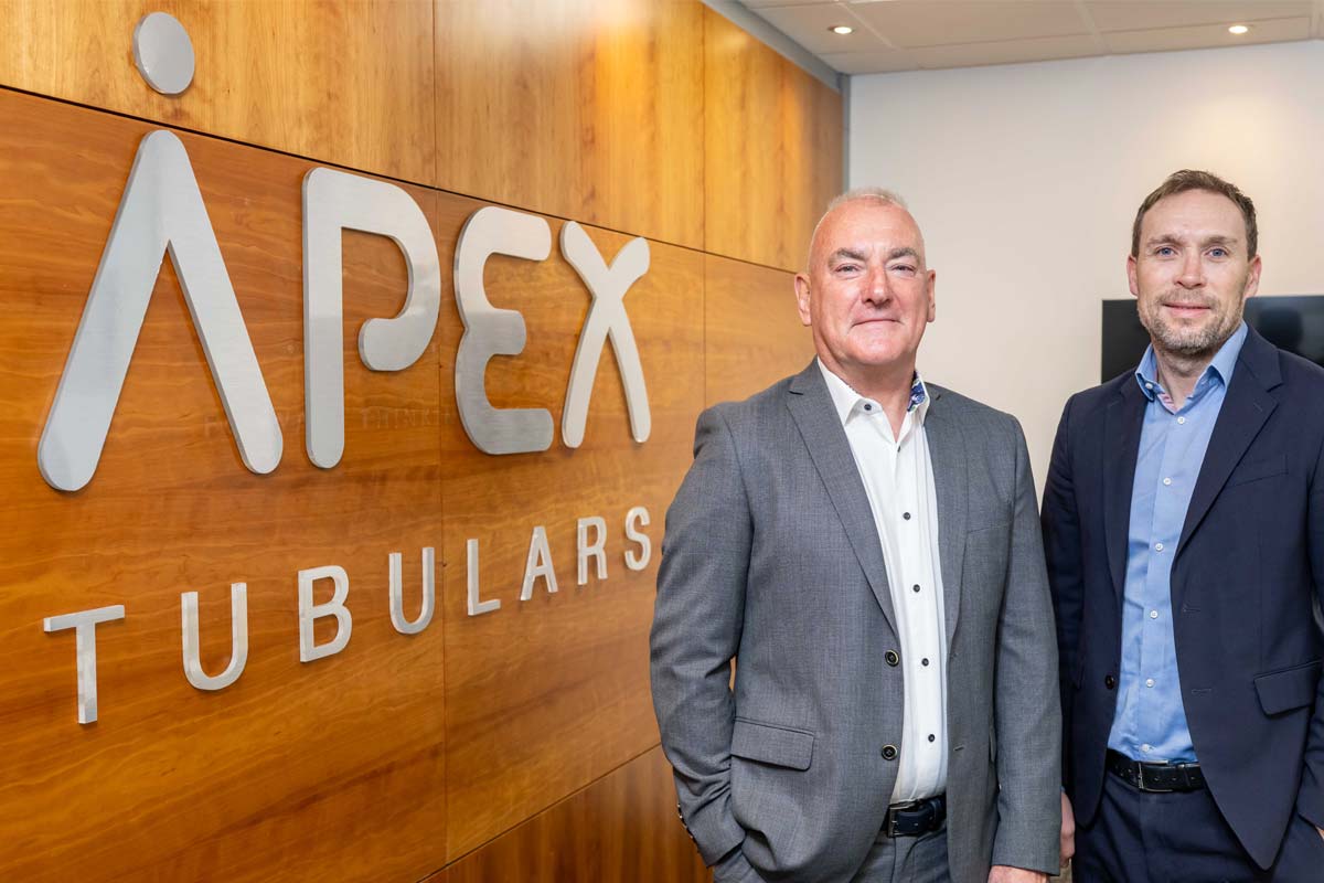 Apex Tubulars donates &pound;10,000 to Russell Anderson Foundation